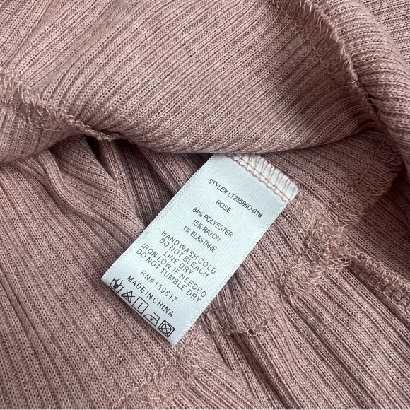 NWT Altar’d State Mauve Pink Rose Ribbed Ruffle Blouse Medium Romantic Top - Picture 7 of 7